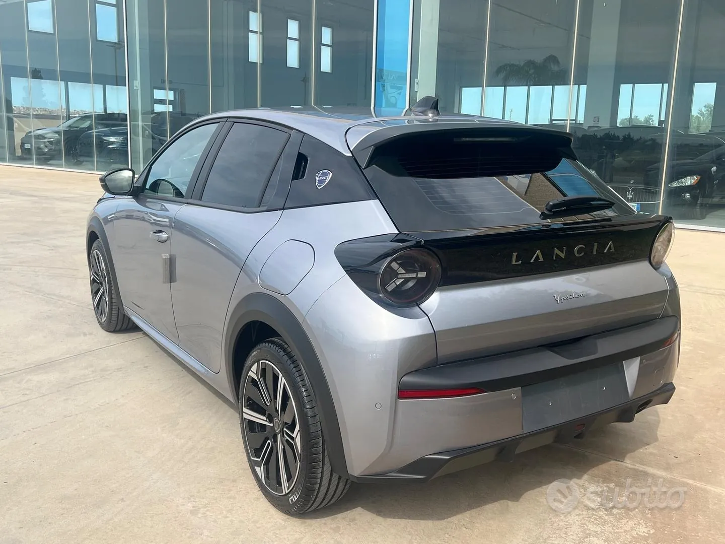 Lancia Ypsilon 2023 photo 3