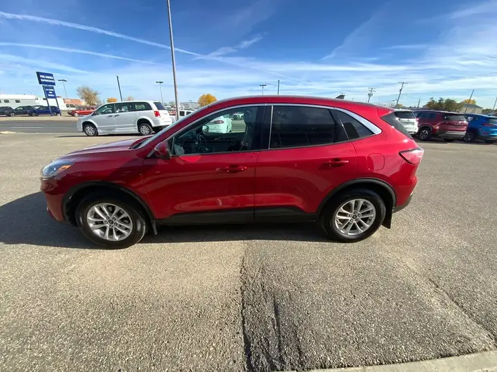 Ford Escape 2021 photo 4