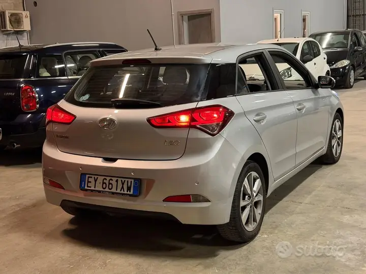 Hyundai I20 2015 photo 4