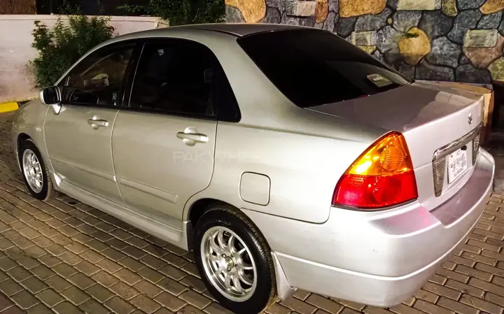 Suzuki Liana