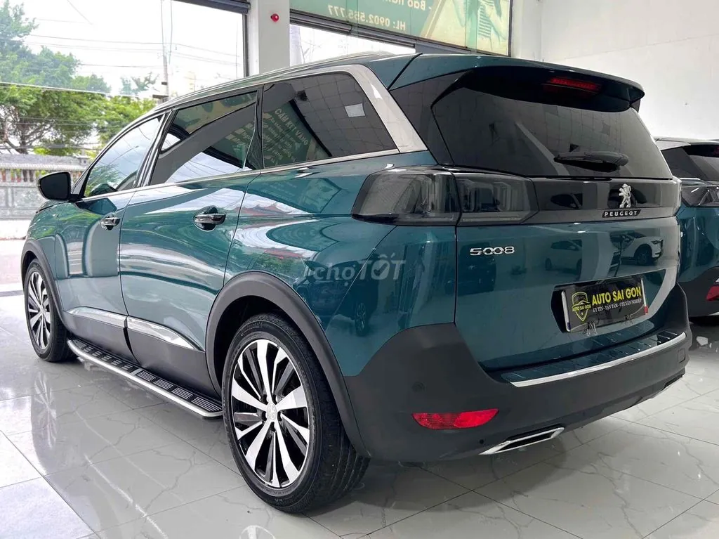 Peugeot 5008 2022 photo 2