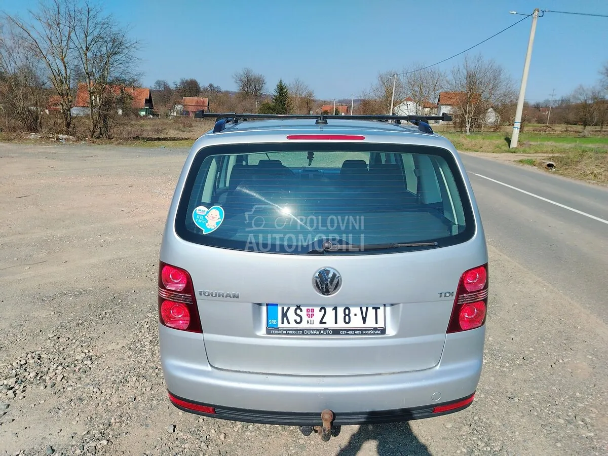 Volkswagen Touran 2007 photo 4