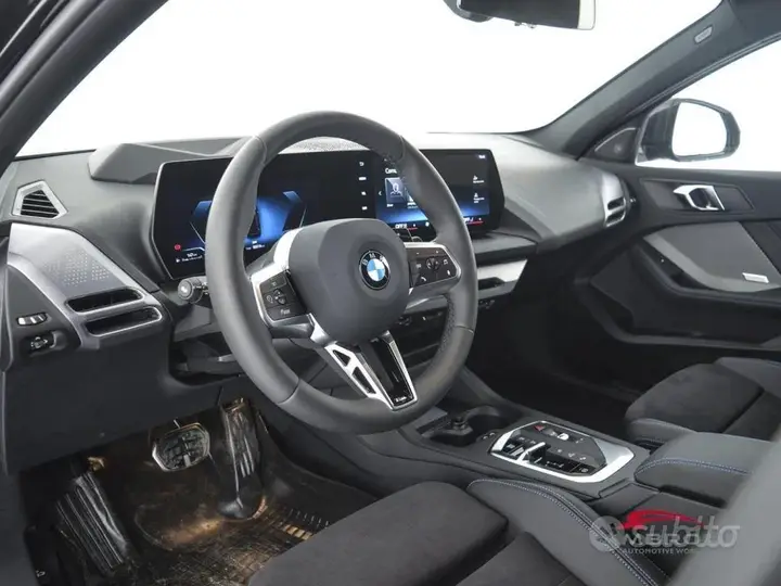 BMW 118 2026 photo 4