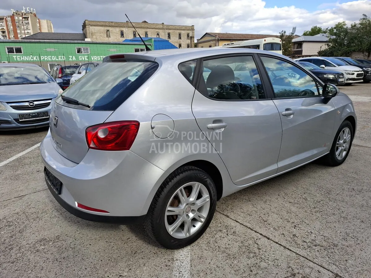 Seat Ibiza 2012 photo 3