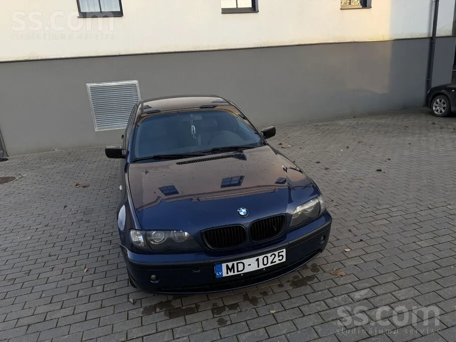 BMW 320