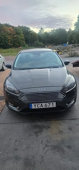Ford Focus 2016 photo 2