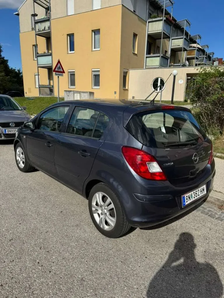 Opel Corsa 2009 photo 3