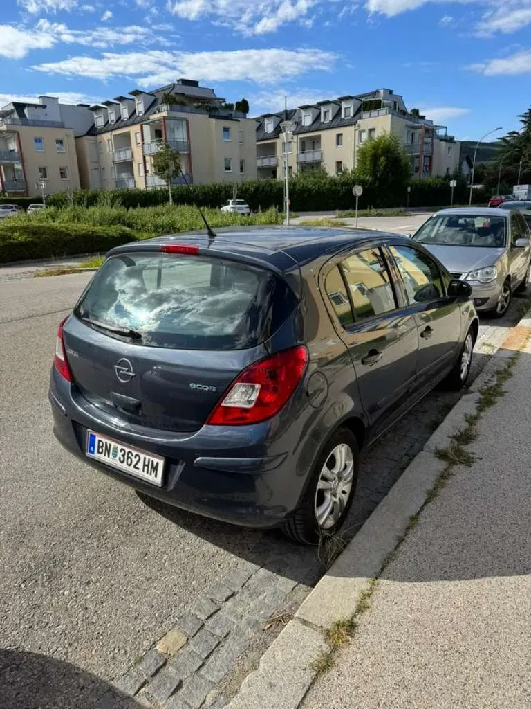 Opel Corsa 2009 photo 2