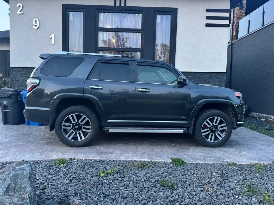 Toyota 4Runner 2014 photo 4