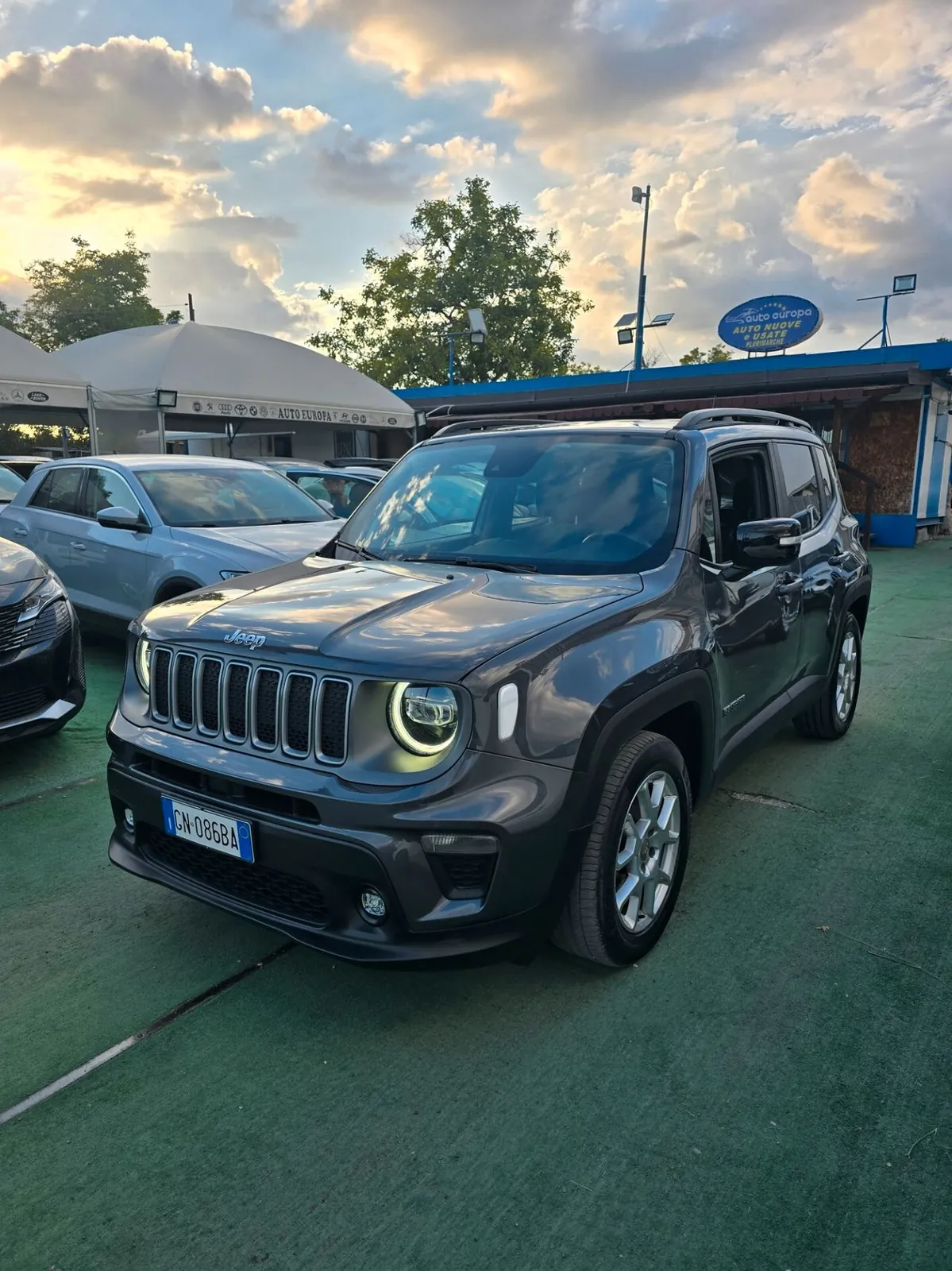 Jeep Renegade 2023 photo 3