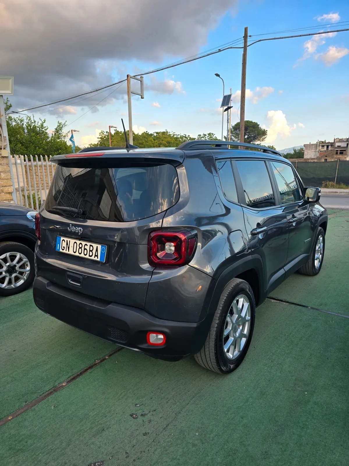 Jeep Renegade 2023 photo 4
