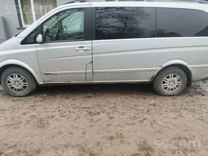 Mercedes-Benz Viano 2006 photo 2