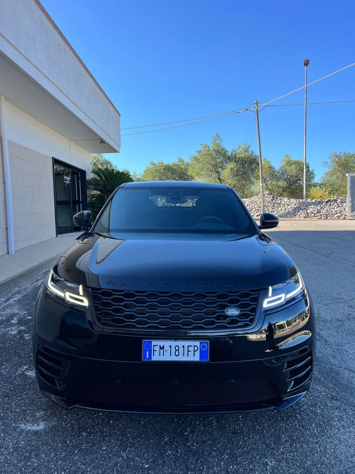 Land Rover Range Velar 2017 photo 2