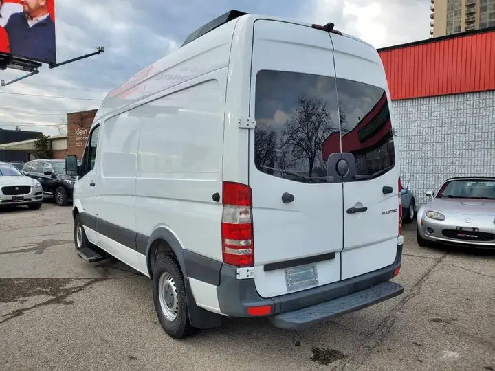 Mercedes-Benz Sprinter 2016 photo 4