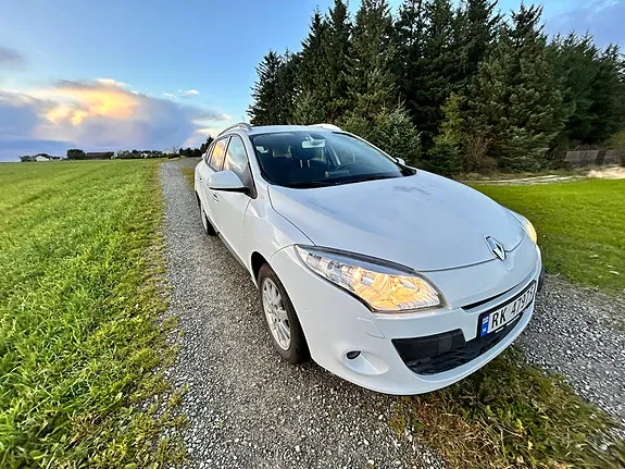 Renault Megane Iii 2012 photo 4