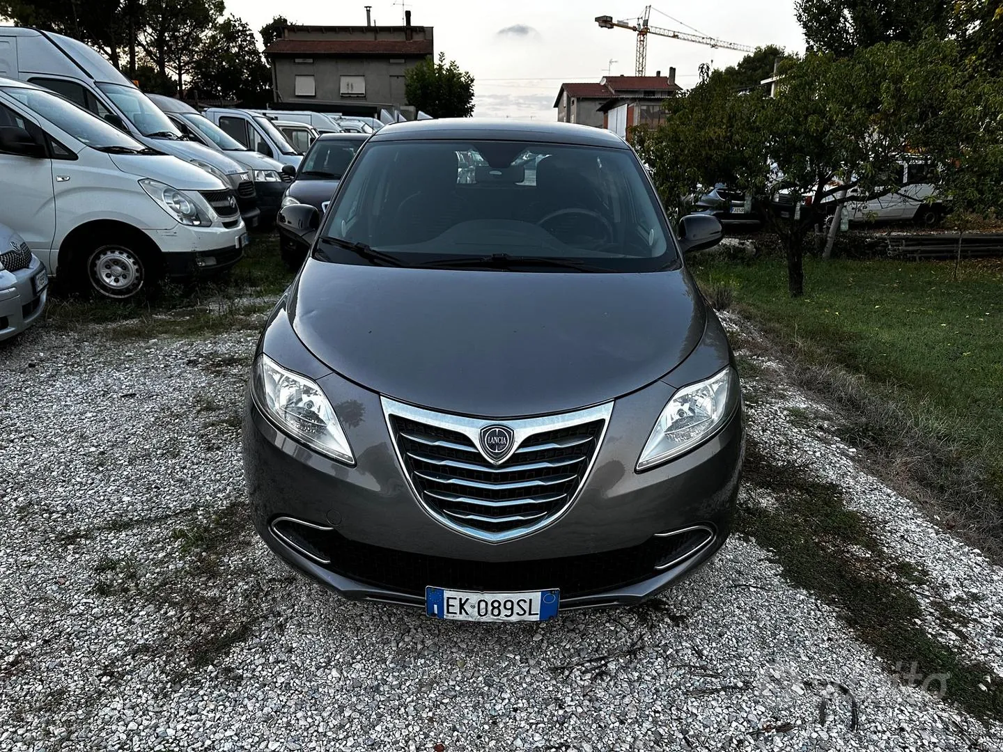 Lancia Ypsilon 2011 photo 2