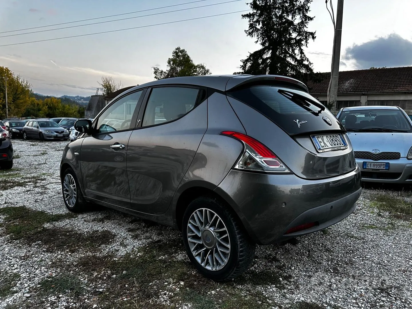 Lancia Ypsilon 2011 photo 4