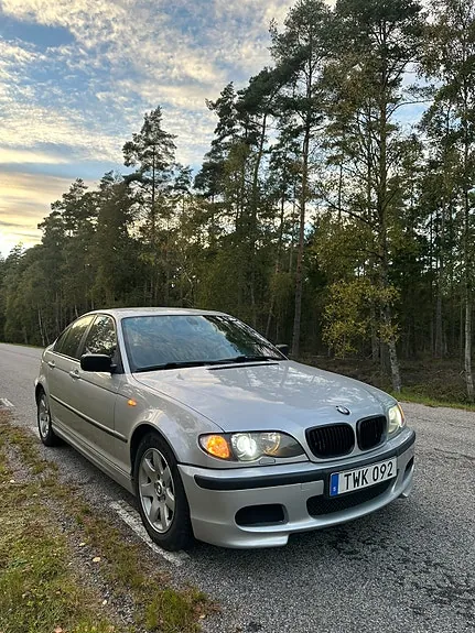 BMW 320I 2003 photo 2