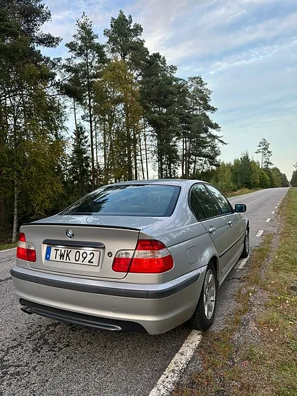 BMW 320I 2003 photo 4