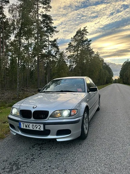 BMW 320I