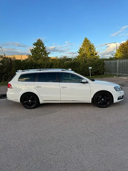 Volkswagen Passat 2012 photo 3