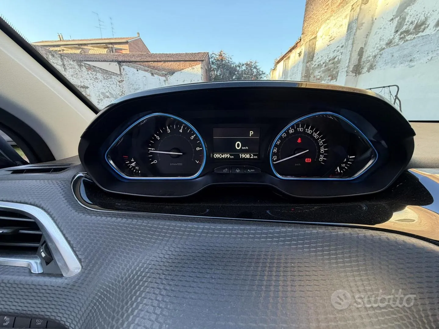 Peugeot 2008 2019 photo 5