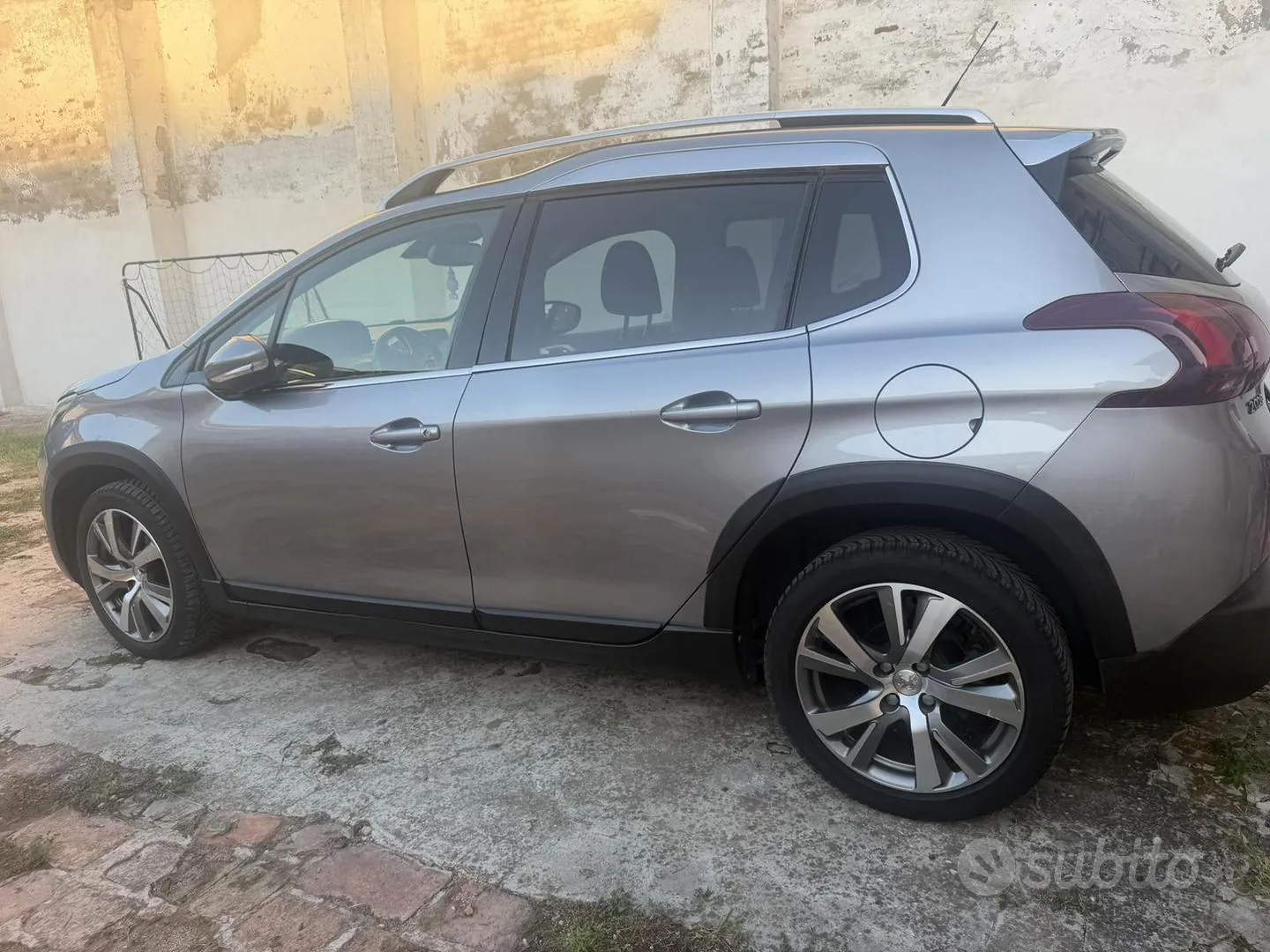Peugeot 2008 2019 photo 3