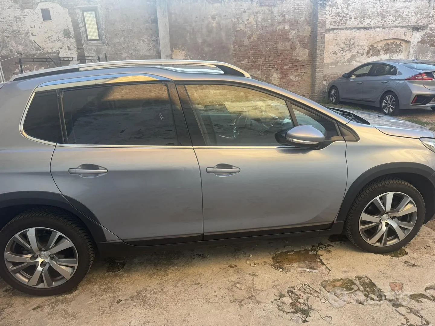 Peugeot 2008 2019 photo 4