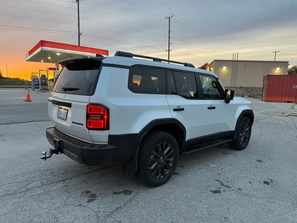 Toyota Land Cruiser 2027 photo 3