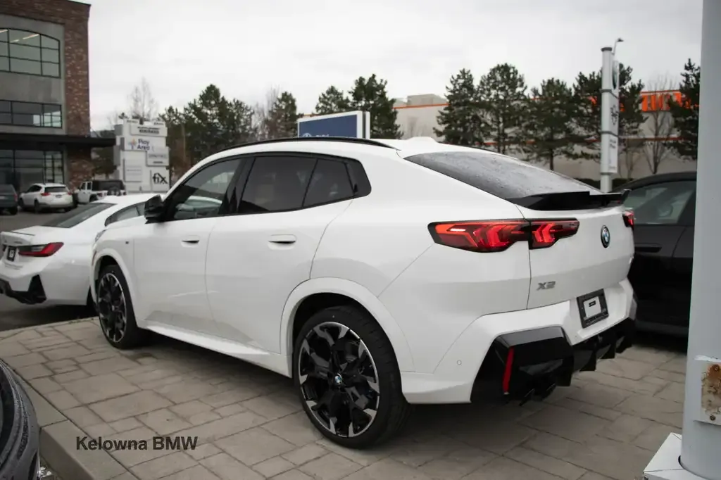 BMW X2 2026 photo 3