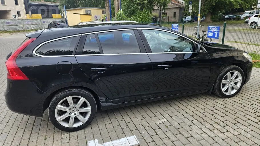 Volvo V60 2011 photo 5
