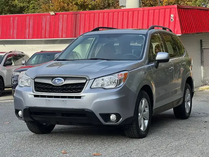 Subaru Forester 2015 photo 2