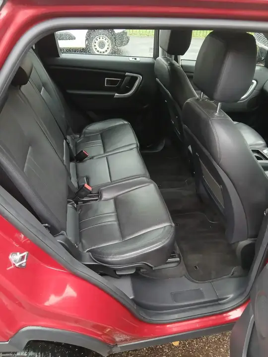 Land Rover Discovery Sport 2019 photo 2