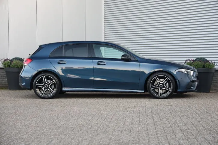 Mercedes-Benz Aklasse 2021 photo 2