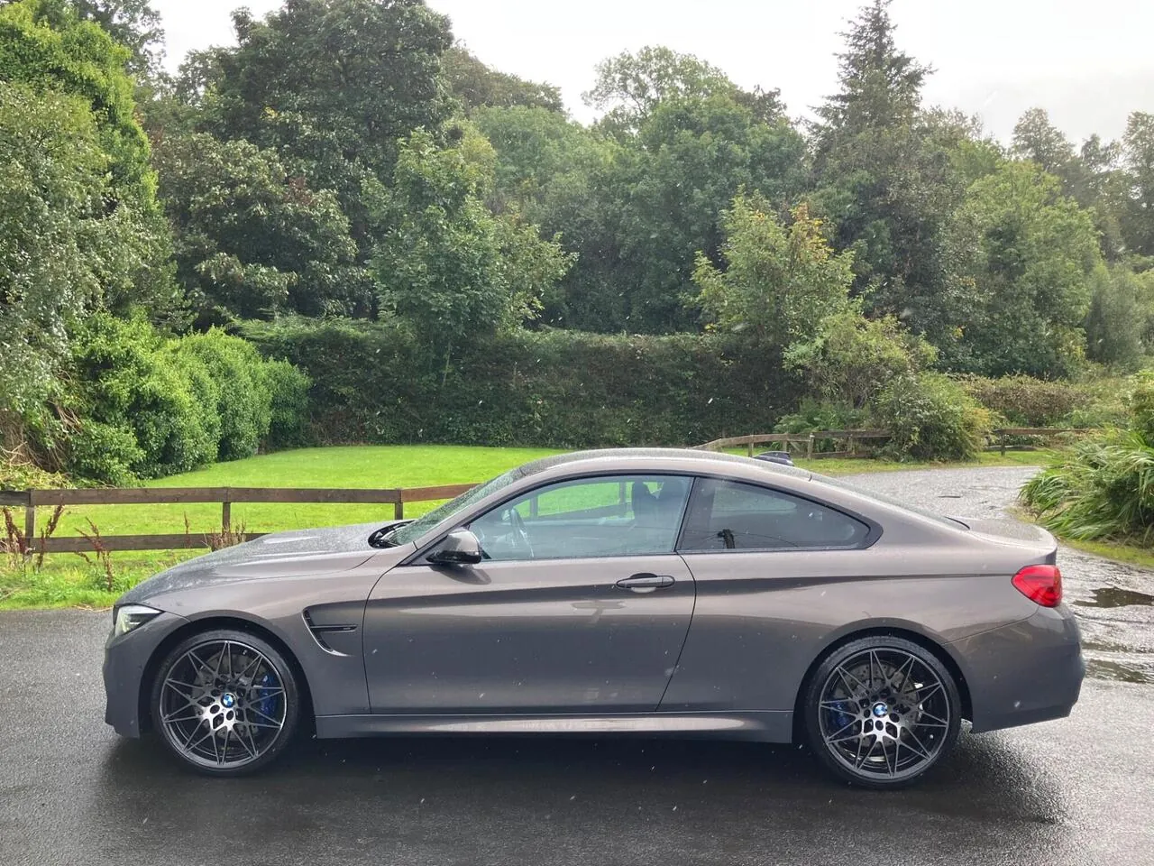 BMW M4 2019 photo 4