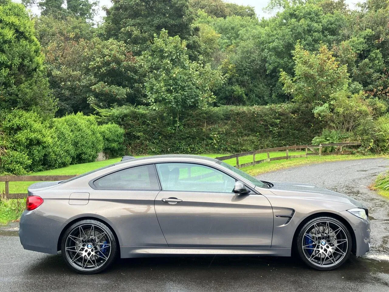 BMW M4 2019 photo 3