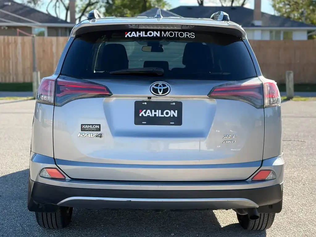 Toyota Rav4 2017 photo 4
