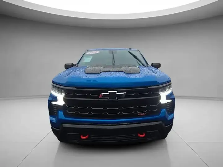 Chevrolet Silverado 1500 2024 photo 2