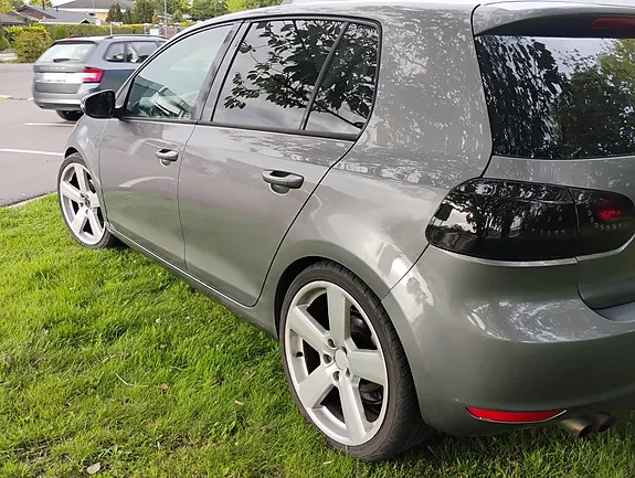 Volkswagen Golf Vi 2009 photo 4