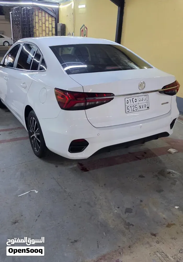 Nissan Sunny 2020 photo 2