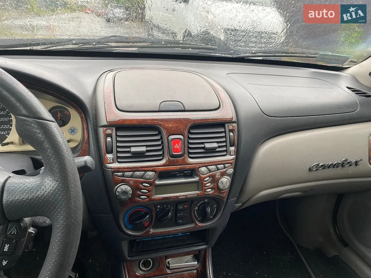 Nissan Almera 2001 photo 5