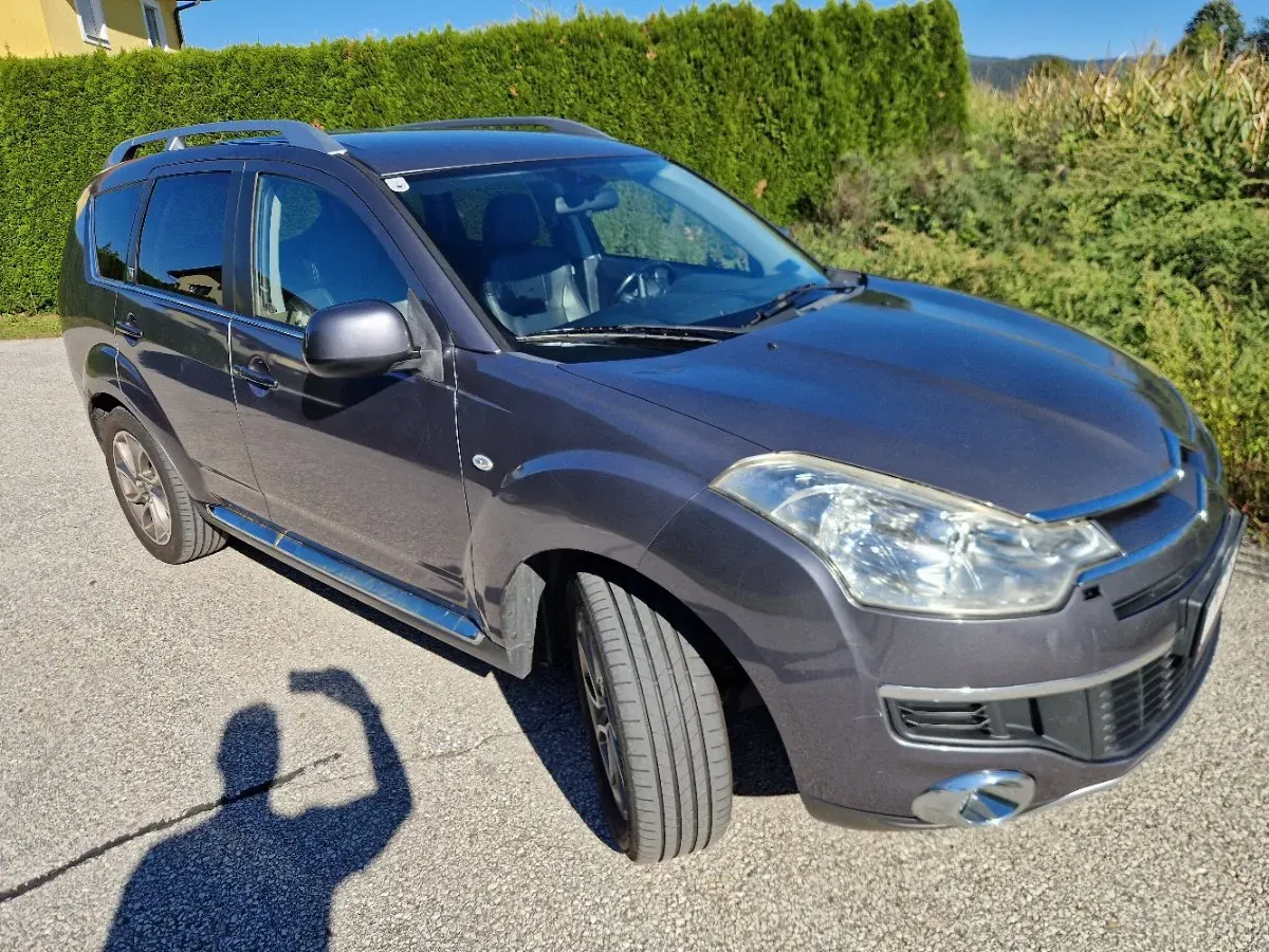 Citroen C-Crosser
