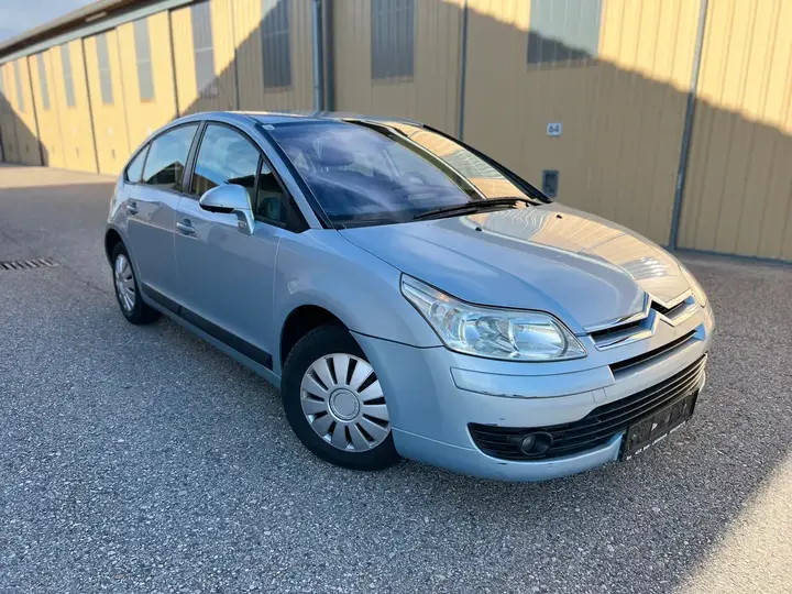 Citroen C4 2006 photo 3