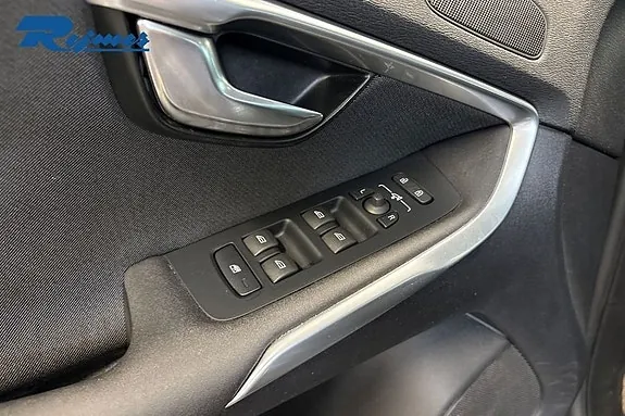 Volvo V40 Cross Country 2017 photo 5
