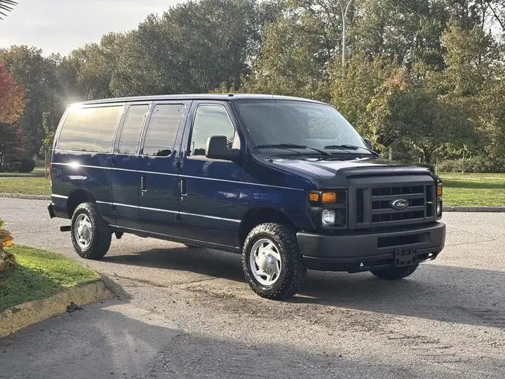 Ford E-350