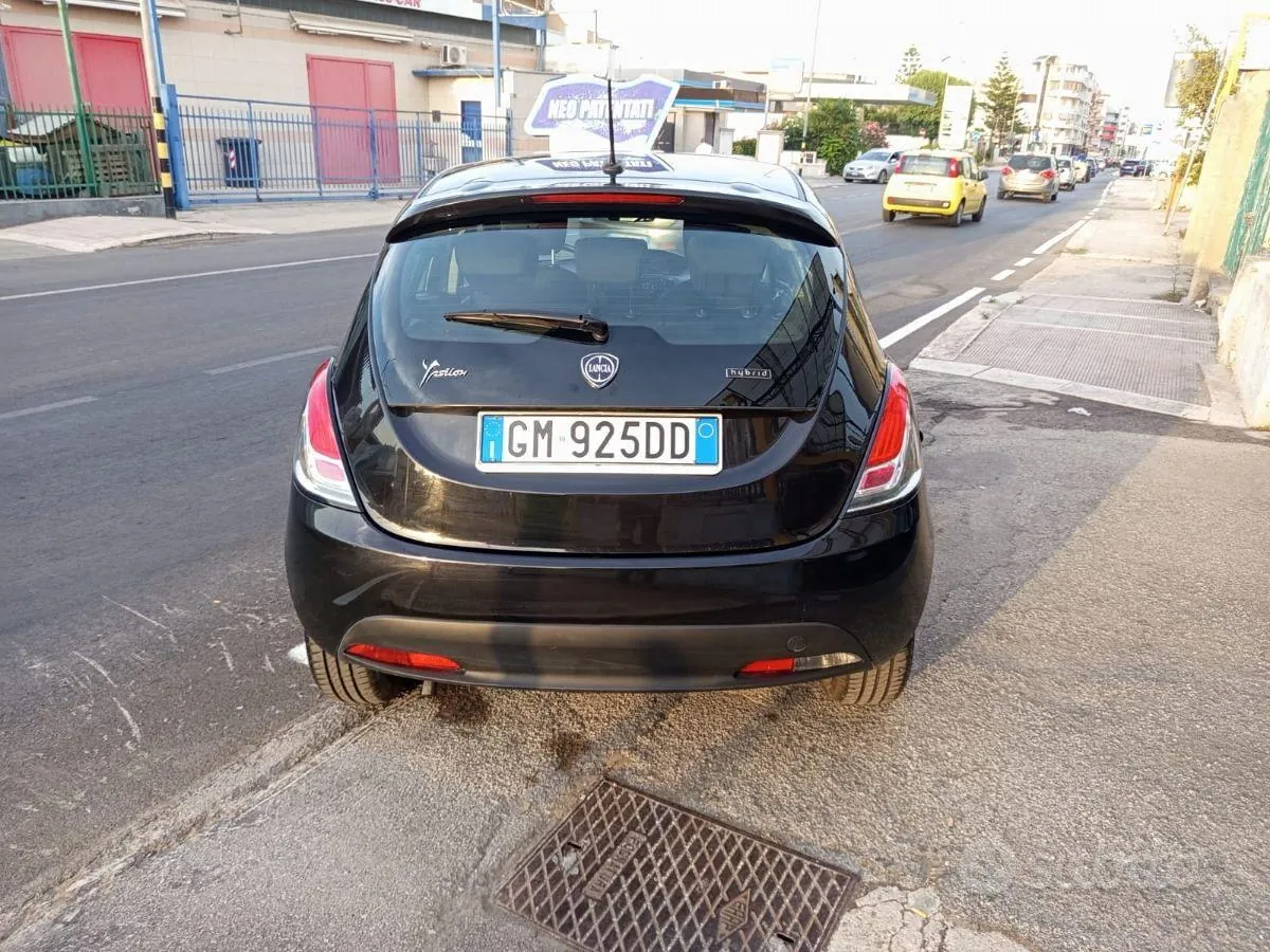 Lancia Ypsilon 2022 photo 5