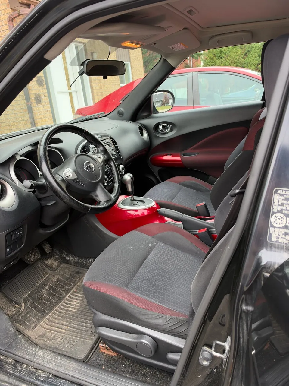 Nissan Juke 2012 photo 3