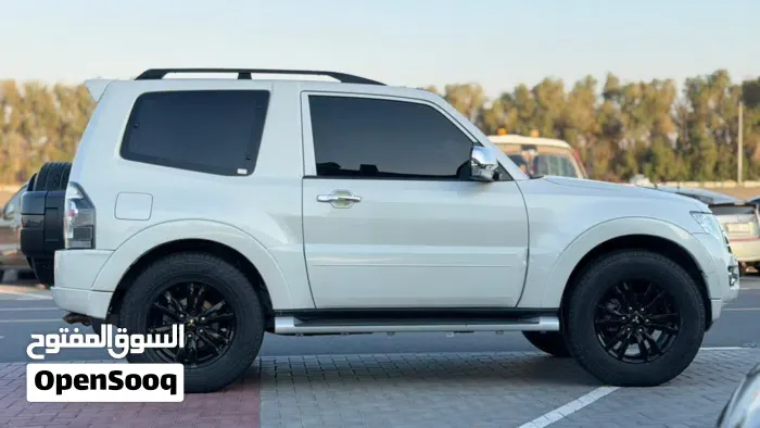 Mitsubishi Pajero 2018 photo 4
