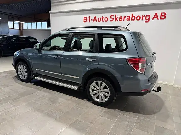Subaru Forester 2012 photo 4