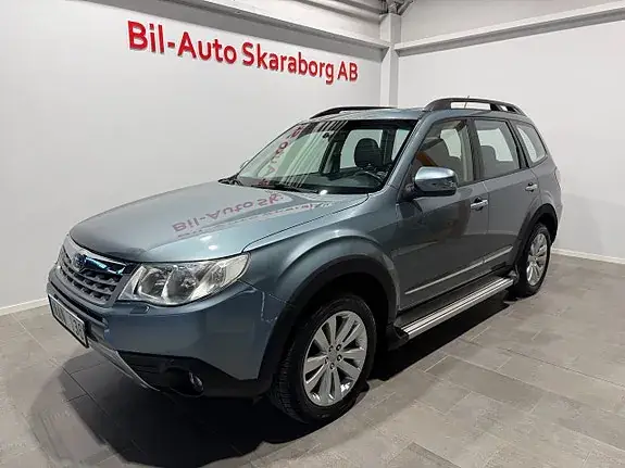 Subaru Forester 2012 photo 2